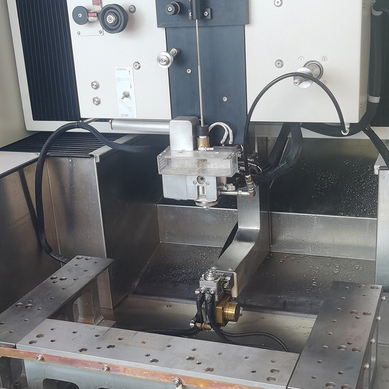 LM-53 Heavy-Duty Gantry Slow Wire Cutting Machine